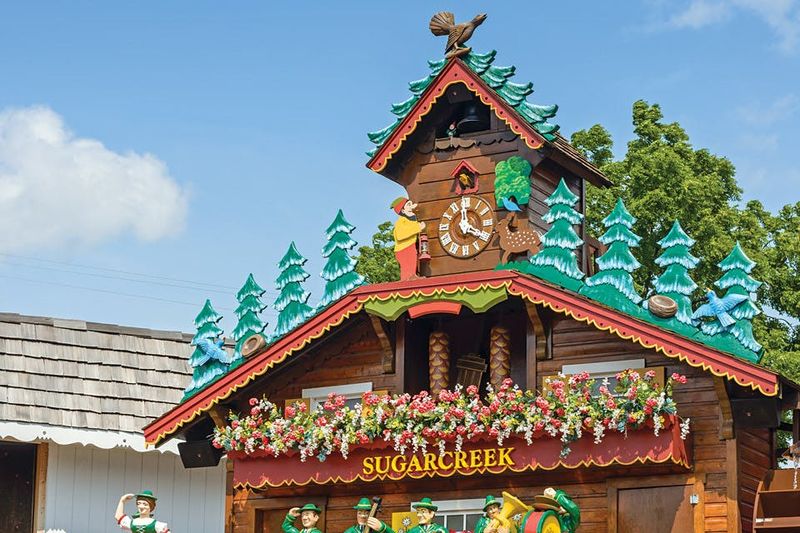 World’s Largest Cuckoo Clock, Sugarcreek