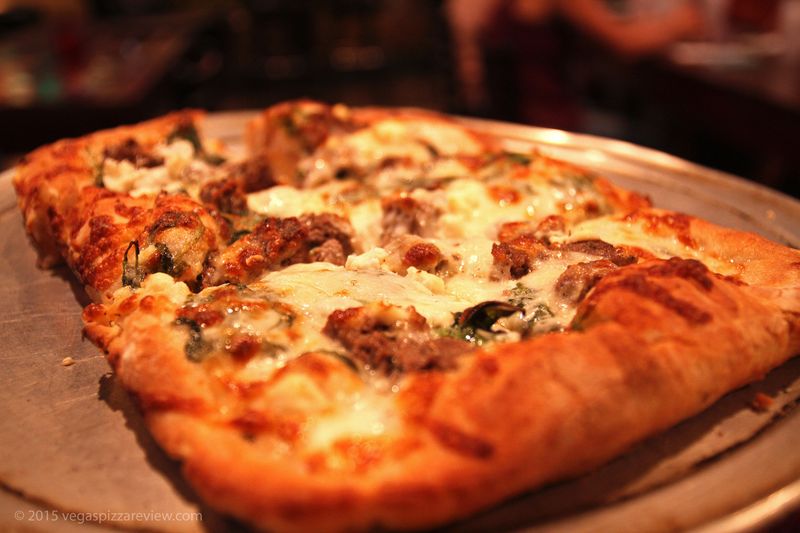 Naked City Pizza (Paradise/University District)