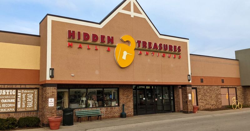 Hidden Treasures Mall & Antiques