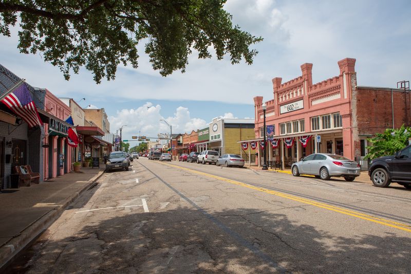 Bastrop: Pines and Historic Downtown Charm