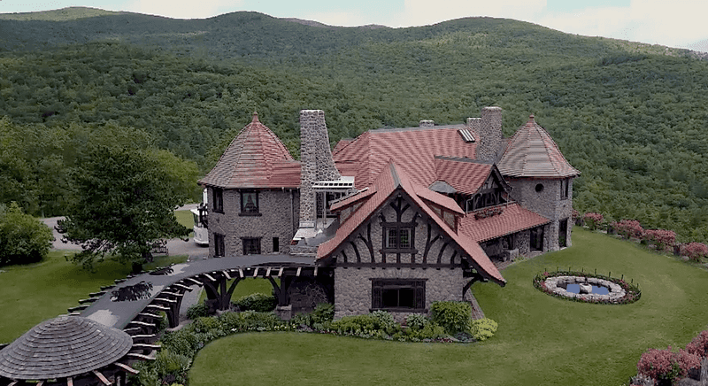 Castle in the Clouds