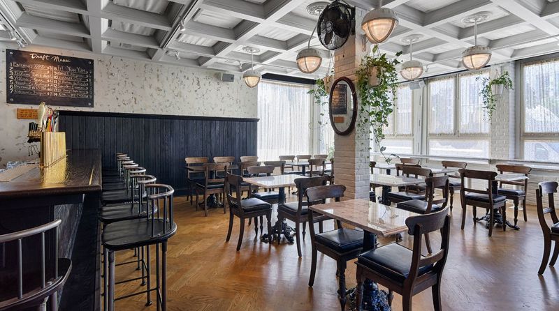 Pleasant House Pub (Pilsen)