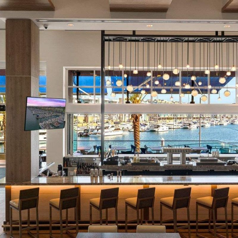 Brizo Bar & Restaurant – Marina del Rey