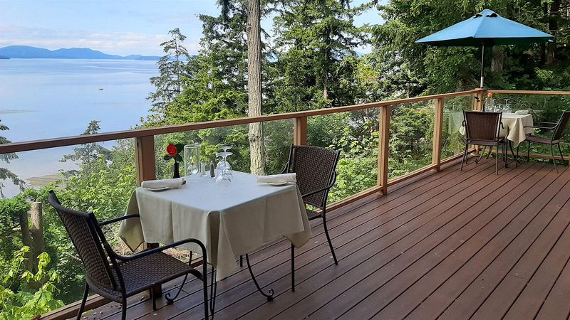 The Oyster Bar – Bow