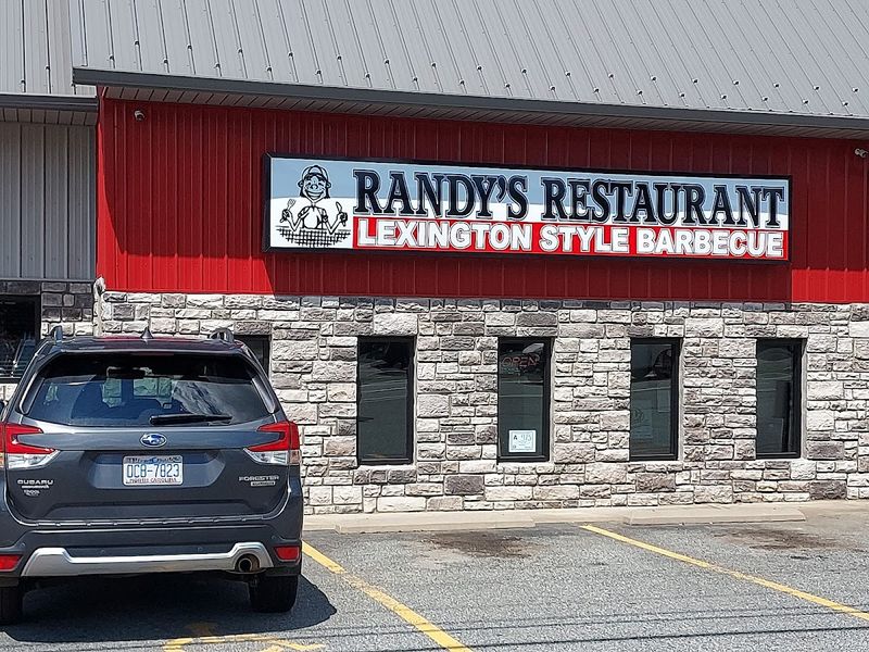 Randy's Restaurant: The Airport Adjacent Comfort Food Champion