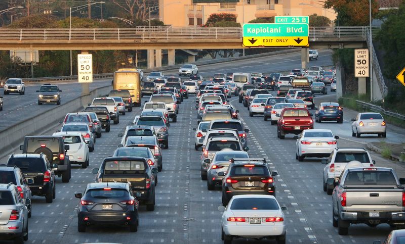 4. Island Roads and Traffic Jams