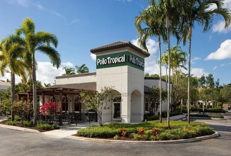 Pollo Tropical