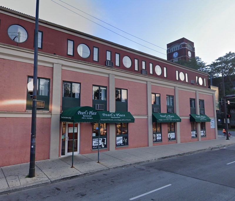 Pearl’s Place (Bronzeville, Chicago)