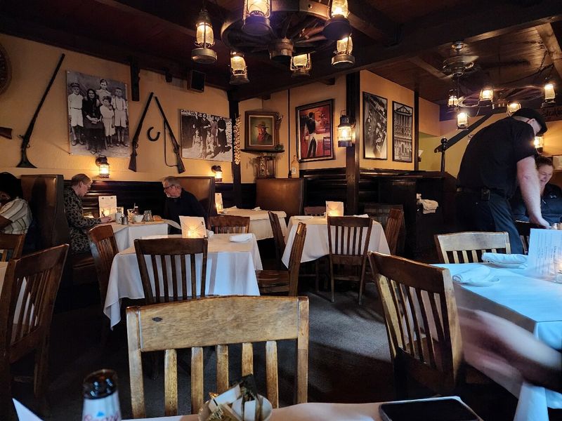 The Log Cabin Steakhouse (Galena, IL)