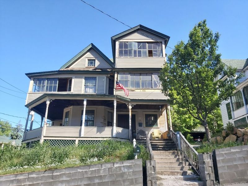 Victorian Architecture and Historic Homes