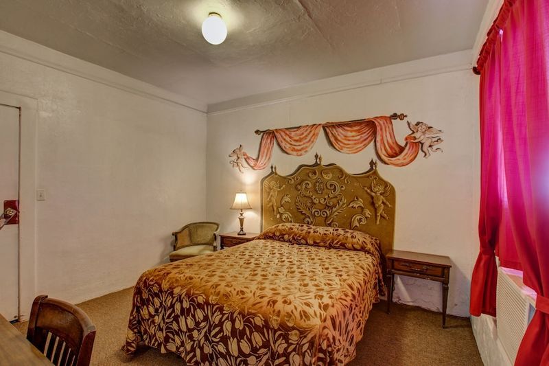 Rooms With the Most Ghost Stories