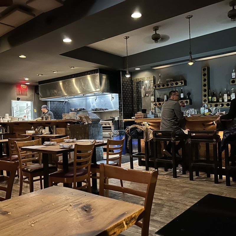 Inside Annie’s Cozy Morning Atmosphere