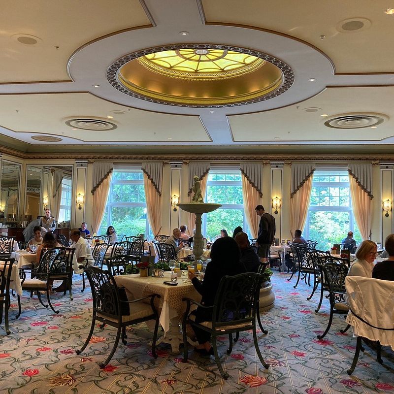 Upscale and Elegant Atmosphere