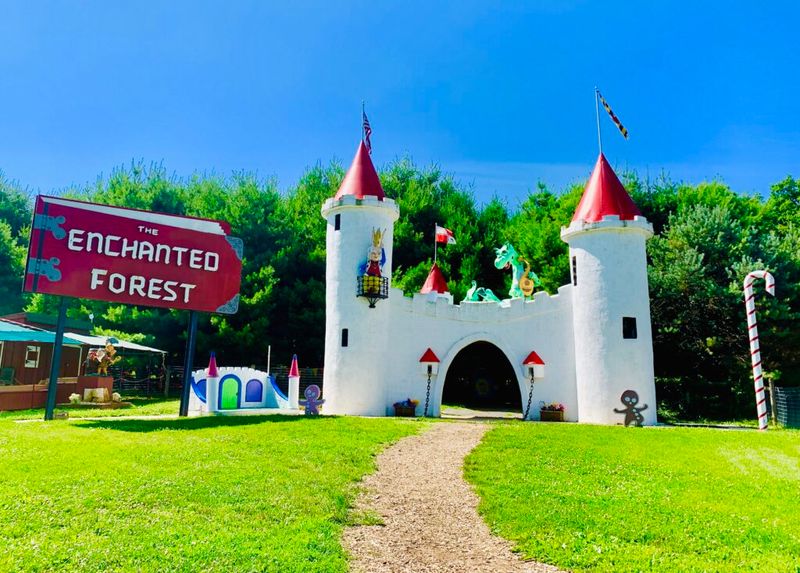 Visiting the Enchanted Forest’s Second Life