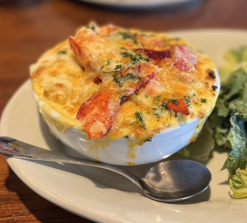 Lobster Mac and Cheese That Steals the Show