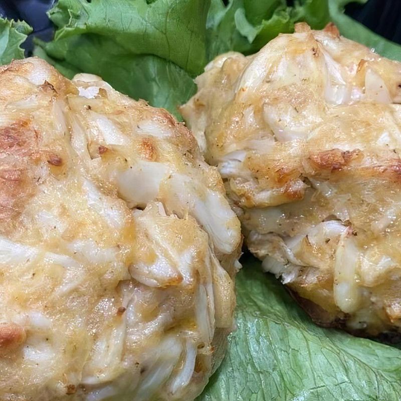 Lump crabmeat takes center stage