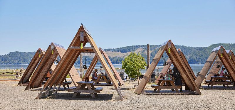 Hama Hama Oyster Saloon – Lilliwaup