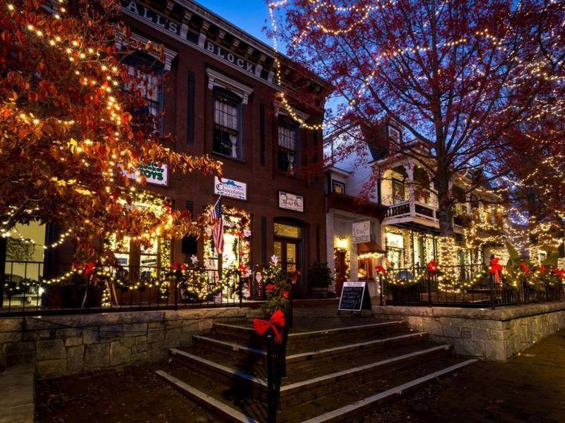 Gas-Style Street Lamps Illuminate Evening Strolls