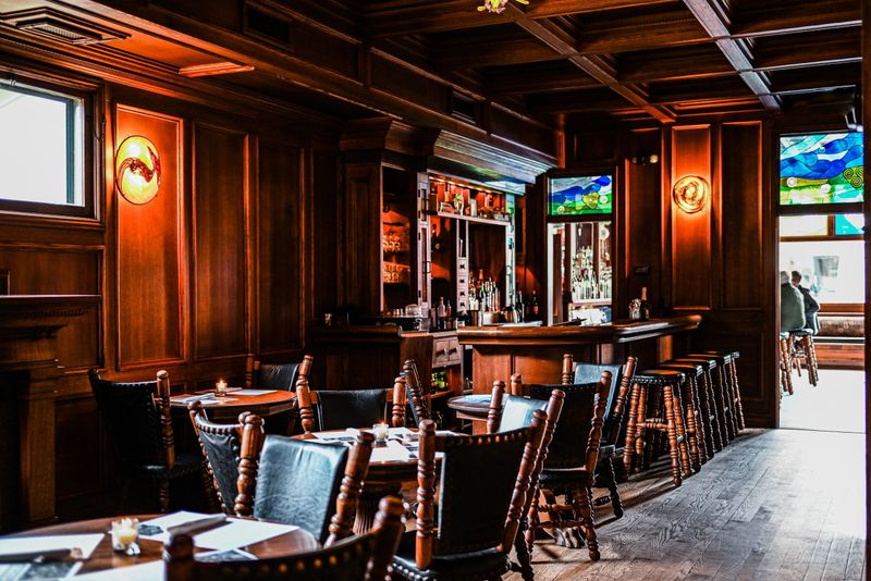 Stone Mad Pub