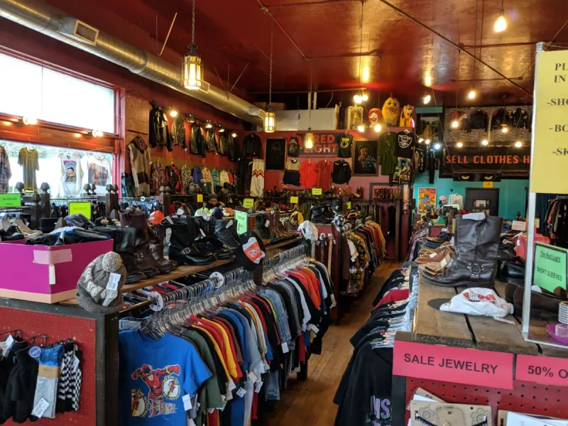 Red Light Clothing Exchange - Portland