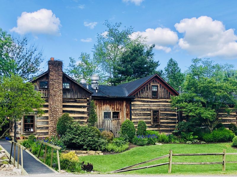 Inn & Spa at Cedar Falls
