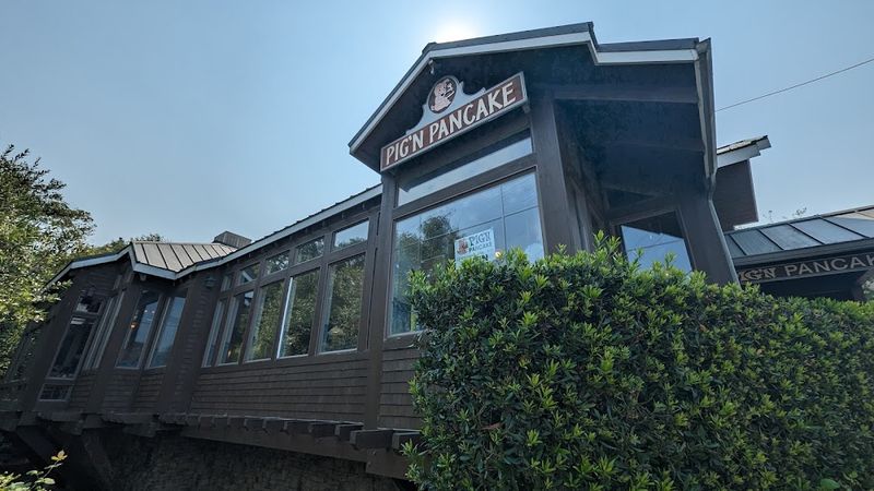 Pig ‘N Pancake, Cannon Beach