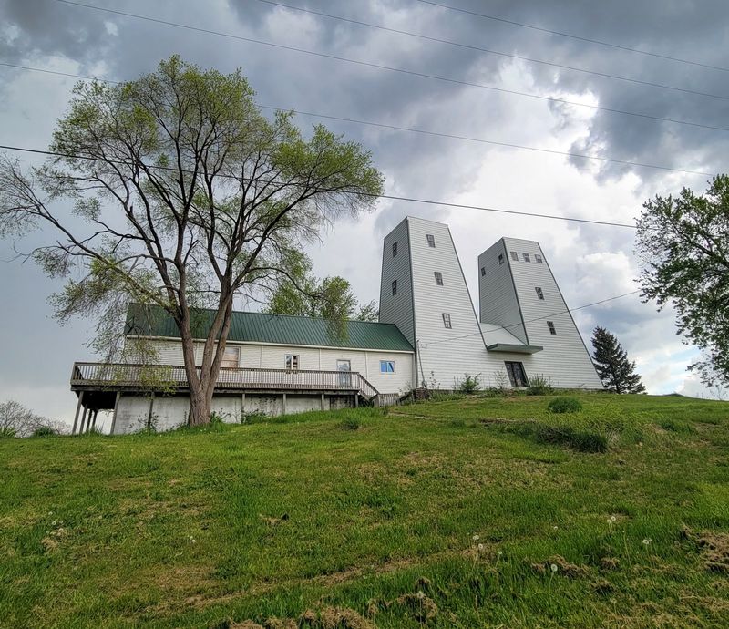Irish Hills Towers and Mystery Hill (Brooklyn)