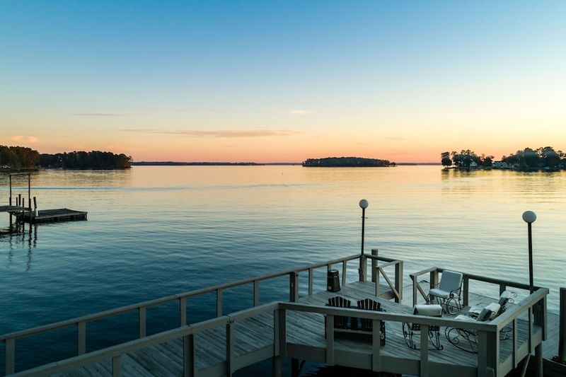 Lake Murray: Inland Serenity