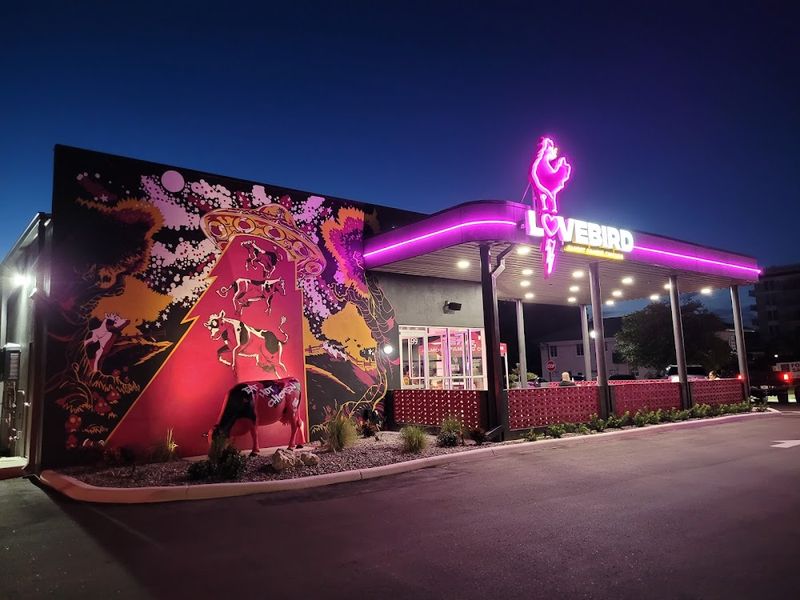 LoveBird Almost Famous Chicken – Lakeland