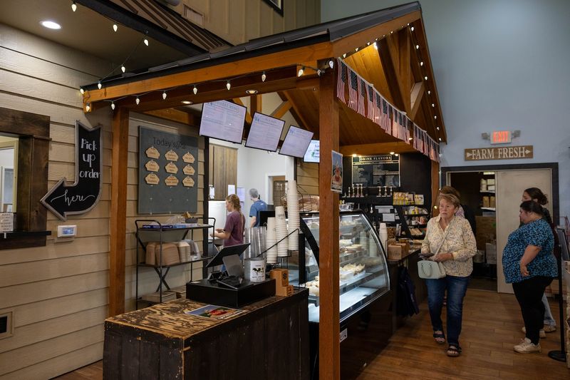 Planning Your Visit to Pie Paradise