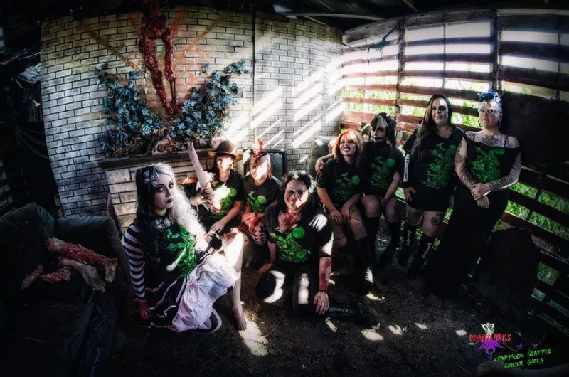 Take Advantage of Photo Opportunities with Actors