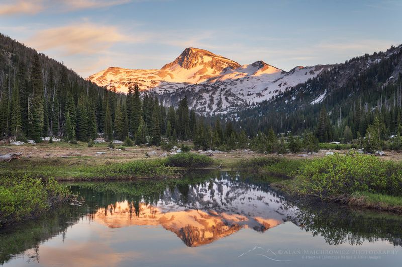 Hidden Gems Locals Actually Want to Share