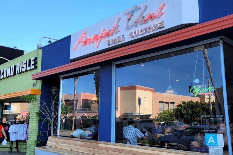 Anajak Thai - Sherman Oaks