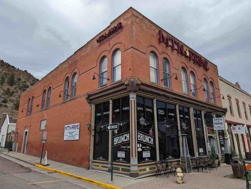 Weekend Brunch in the Mountains