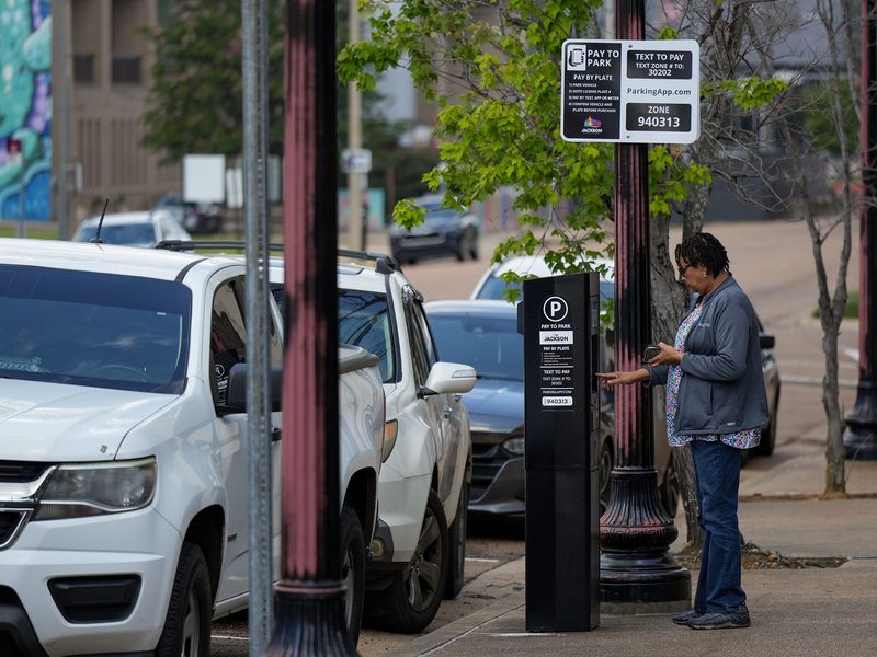 Jackson Town Square and Downtown Street Parking, Jackson