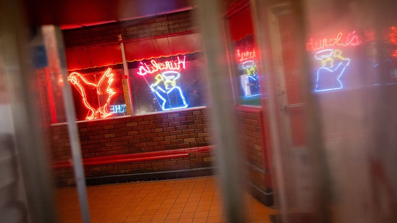 Red Light Chicken, Chicago