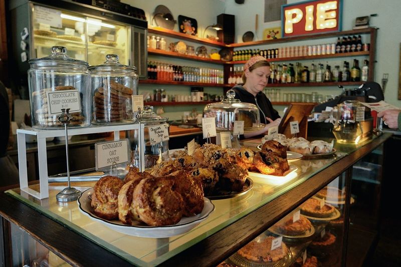 Lauretta Jean’s – Portland