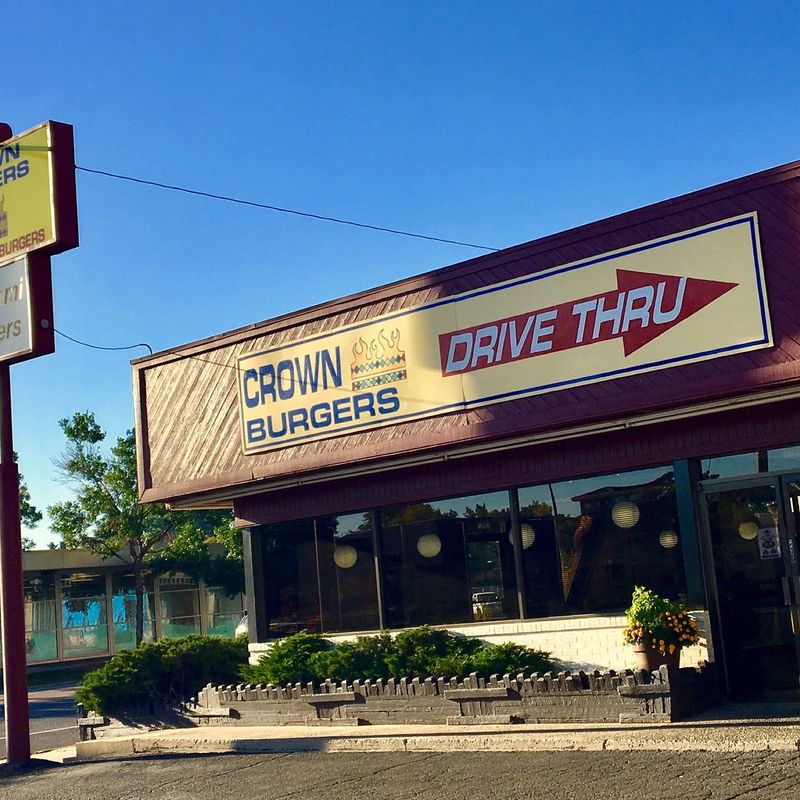 Crown Burgers: Home of the Legendary Pastrami Burger