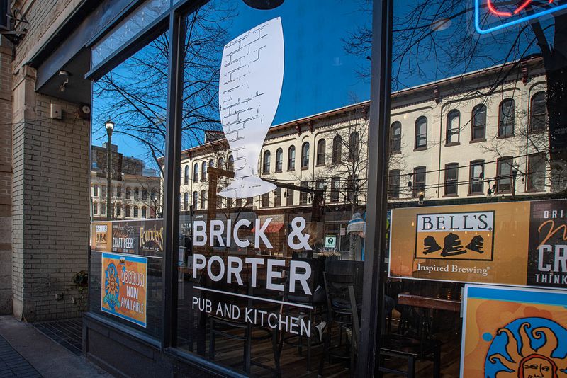 Brick and Porter – Grand Rapids