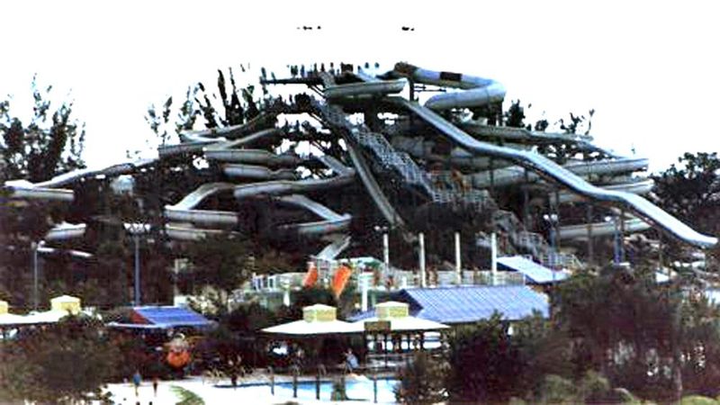 Six Flags Atlantis / Atlantis the Water Kingdom (Hollywood)