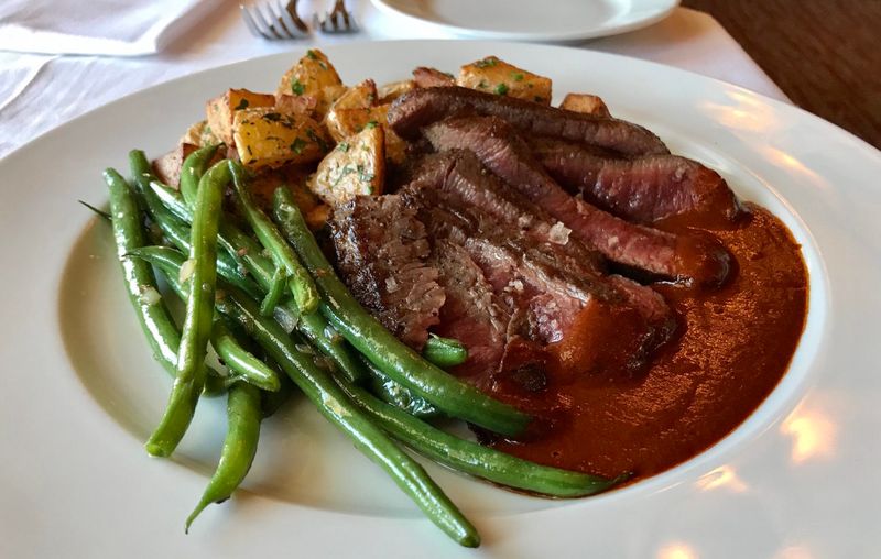 Raves From Travelers and Food Critics Alike