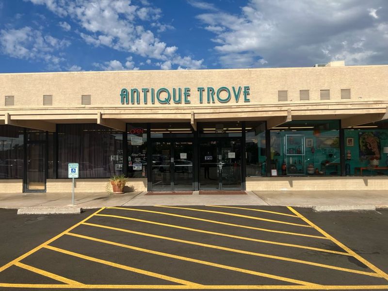 Antique Trove (Mesa)