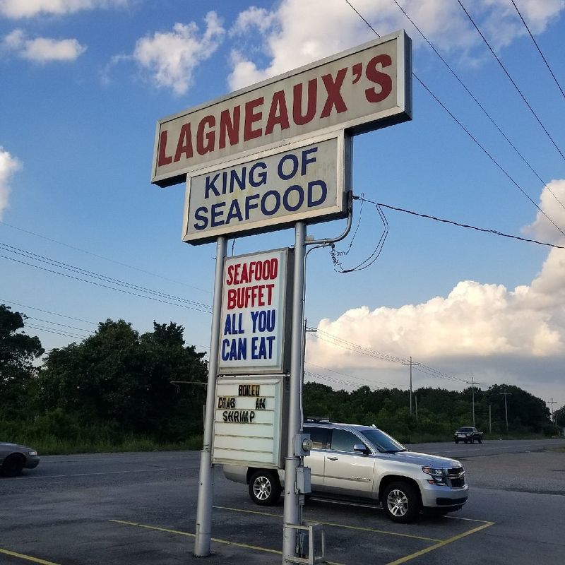 Lagneaux’s – Acadiana