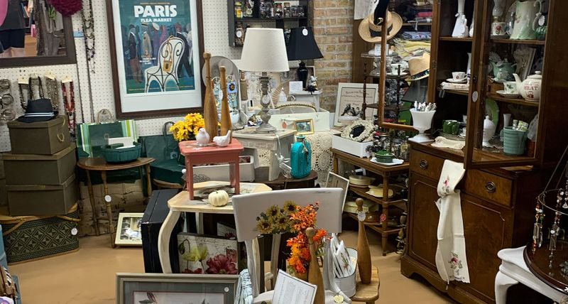 Three Sisters Antique Mall