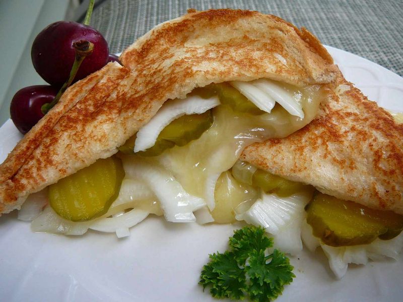 Vidalia Onion Sandwich & Dishes