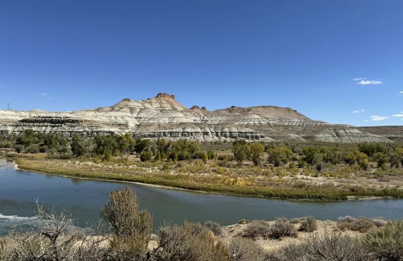 Green River, Railroad calm by the bluffs