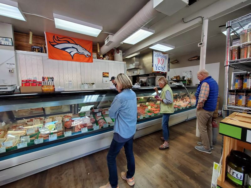 Heritage butchers as anchors in changing neighborhoods