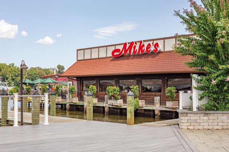 Mike’s Crab House – Riva