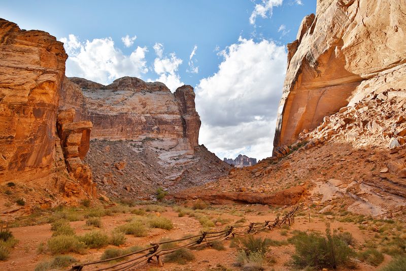 Moab overflow and BLM land etiquette