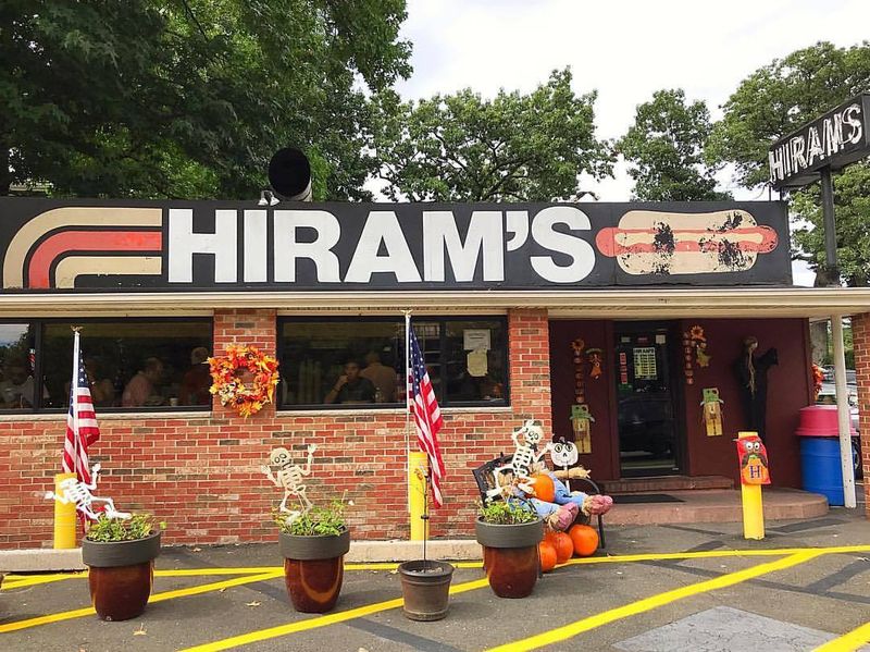 Hiram's Roadstand - Fort Lee